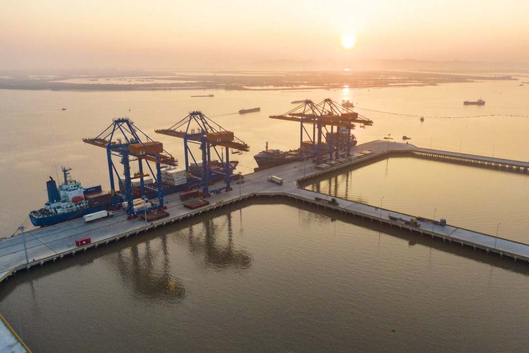Cảng biển hiện đại thuộc Khu công nghiệp Nam Đình Vũ - đất cảng biển tại Hải Phòng