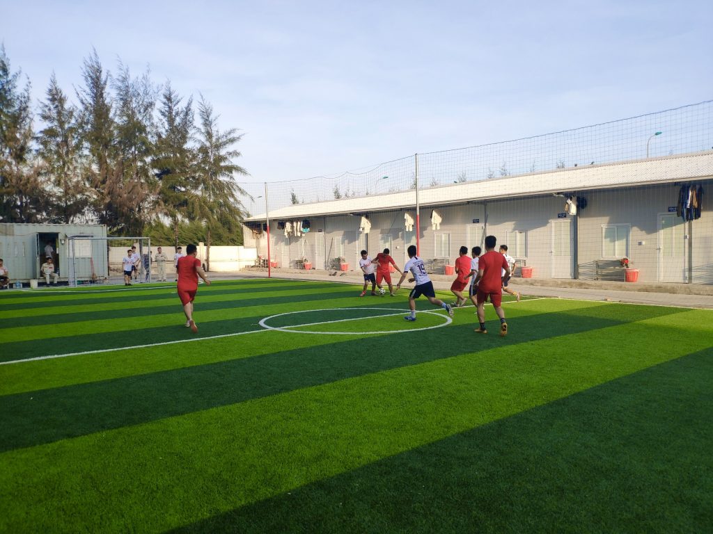 Trận cầu giao hữu giữa KCN Nam Đình Vũ cùng đối tác, khởi động tinh thần sau mùa COVID 2 22 5 11