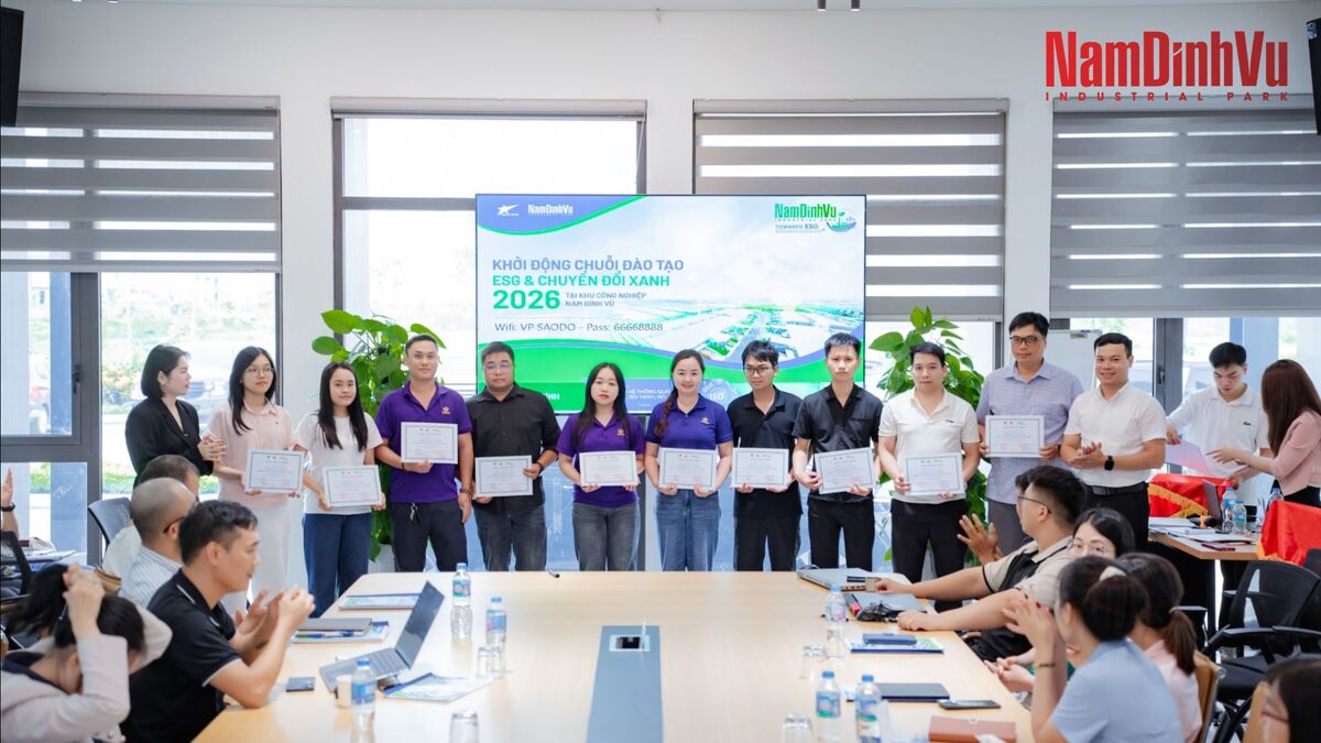 🌱 TỔNG KẾT CHUYÊN ĐỀ 1 (ISO 9001 – ISO 14001 – ISO 45001) TRONG CHUỖI ĐÀO TẠO ESG & CHUYỂN ĐỔI XANH 2026 13 DAO TAO ESG CHUYEN DOI XANH 23