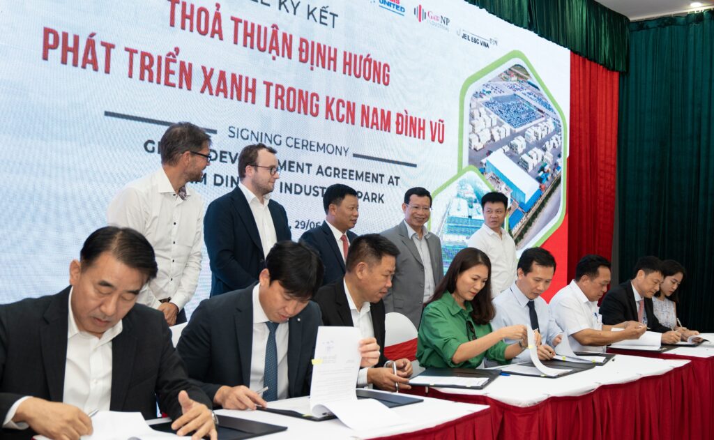 Thỏa thuận địnhj hướng phát triển xanh trong KCN Nam Đình Vũ