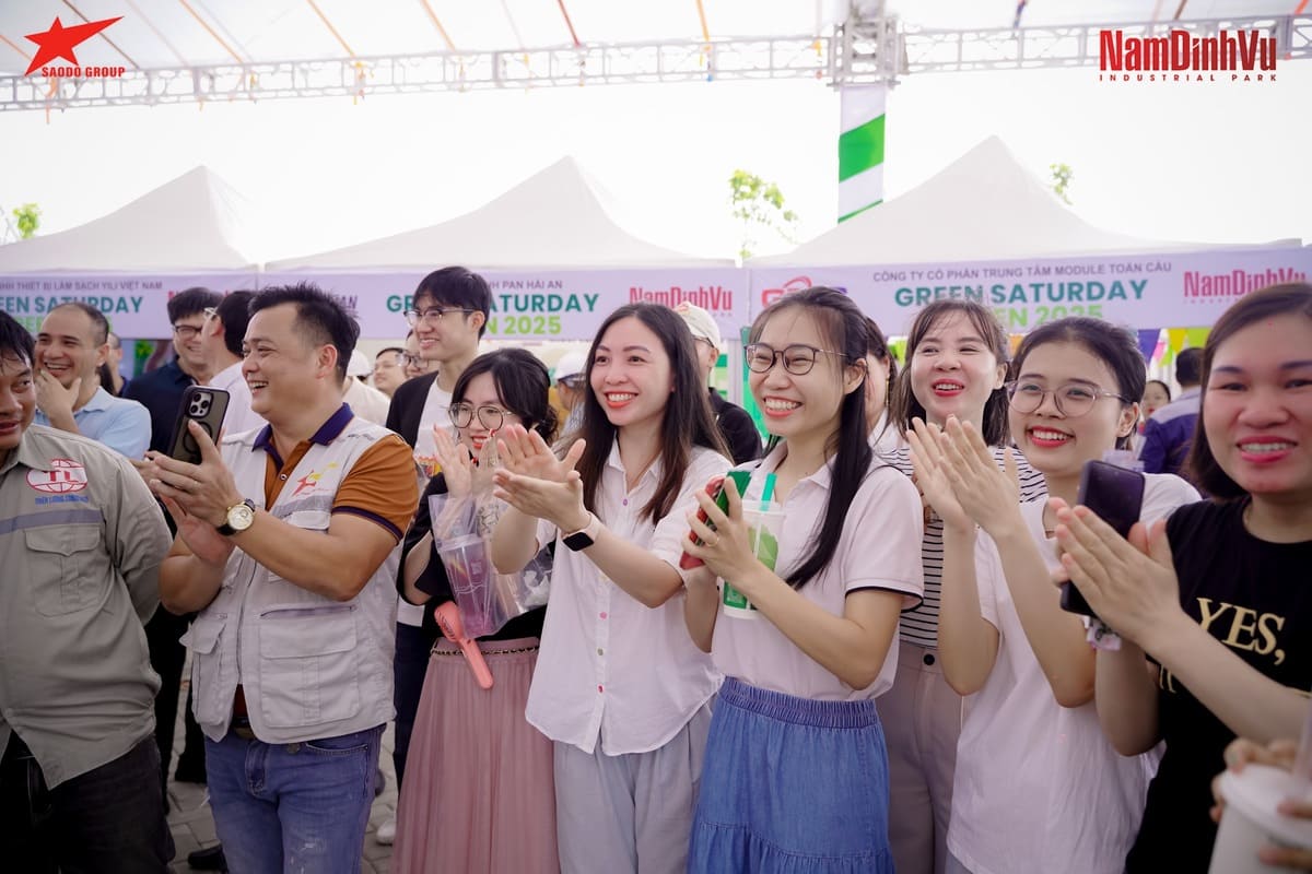 Tập đoàn Sao Đỏ - 