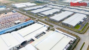 Thumb Vietnam industrial estate 3