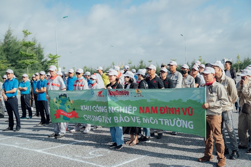 The Nam Dinh Vu Industrial Park project continues to reaffirm its commitments to Sustainable Development goals by envinronmental protection activities
