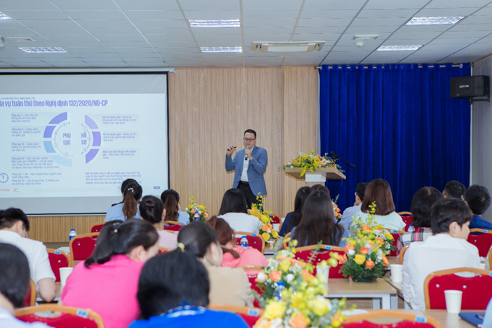 Các khóa đào tạo chuyên sâu trong từng lĩnh vực chuyên môn được tổ chức tại KCN Nam Đình Vũ – Trong ảnh là khóa đào tạo đến từ các chuyên gia của KPMG